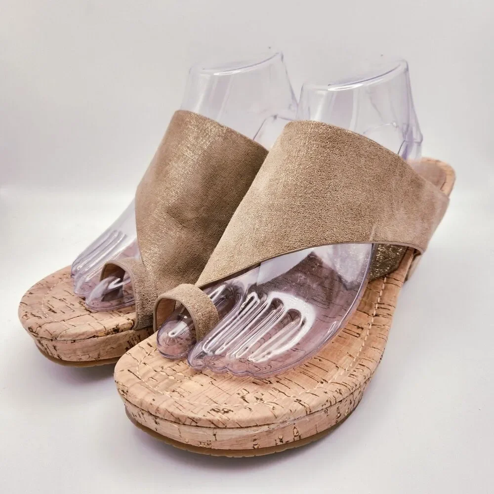 Donald Pliner Gyer Sparkle Leather Cork Platform Toe Loop Wedge Light Bronze 11